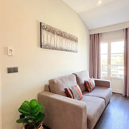 Gold Center 401 Apartament *